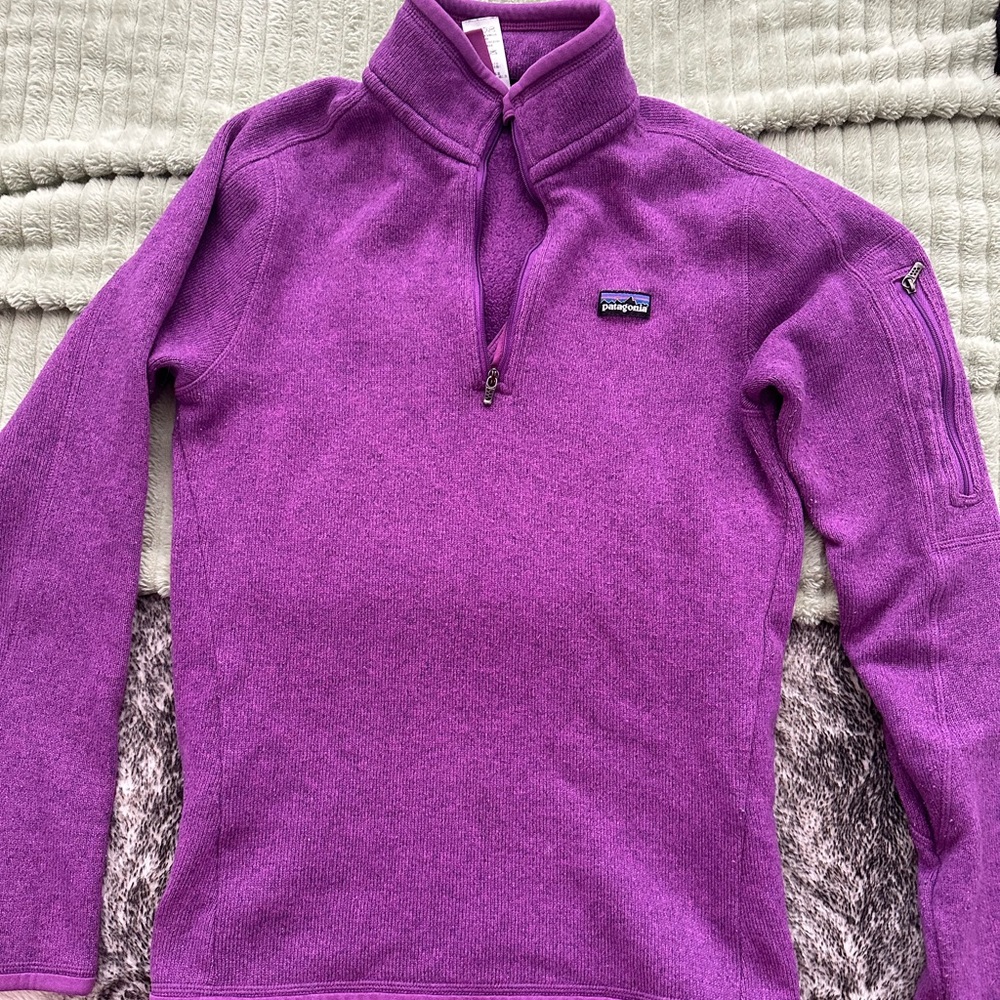 Women’s Authentic Patagonia quarter zip sweater